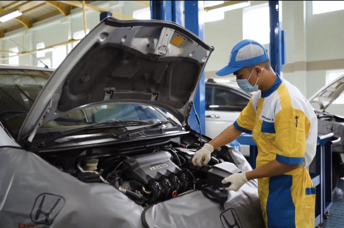 Tempat Perawatan Kendaraan Atau Sebuah Bengkel