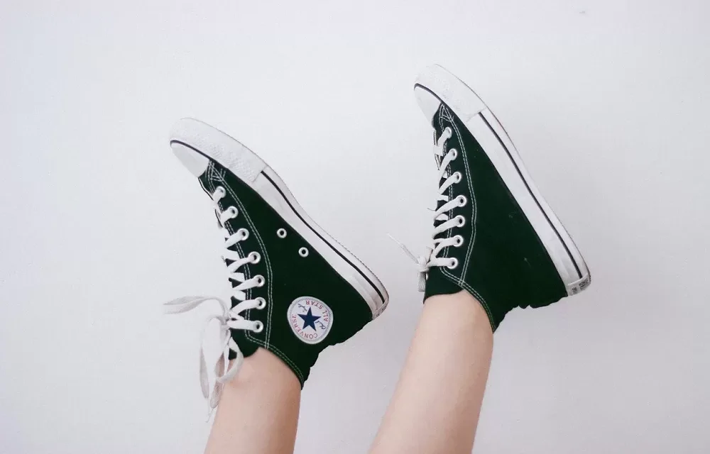 Merek Sepatu Converse Yang Menjadi Trend Anak Muda