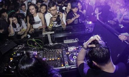 Dunia Gemerlap Memberikan Banyak Sekali Sisi Negatif