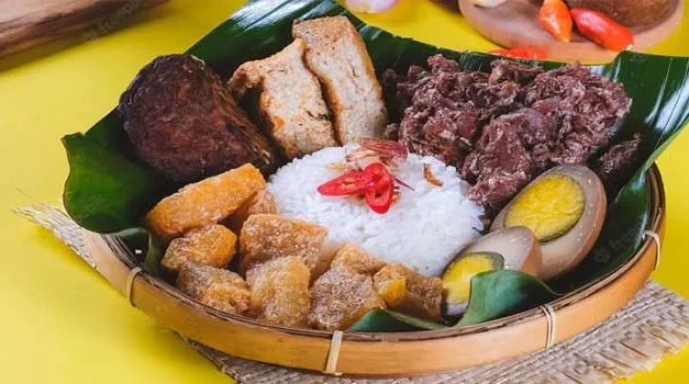 Makanan Dari Yogyakarta Yang Sangat Khas Yaitu Gudeg