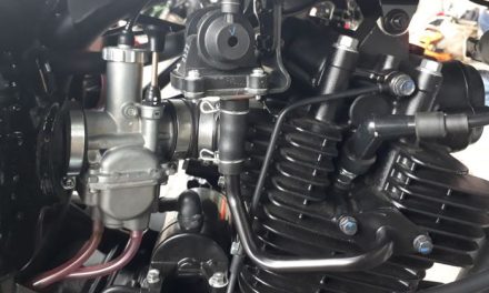 Sepeda Motor Yang Menggunakan Karburator Di Mesinnya