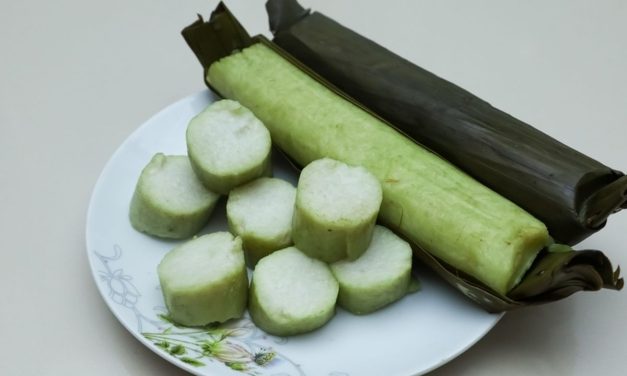 Hidangan Lontong Ini Sangat Tradisional Di Indonesia