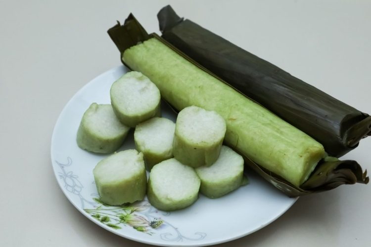 Hidangan Lontong Ini Sangat Tradisional Di Indonesia