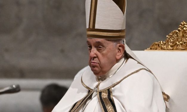 Pemimpin Rohani Atau Uskup Di Gereja Kristen