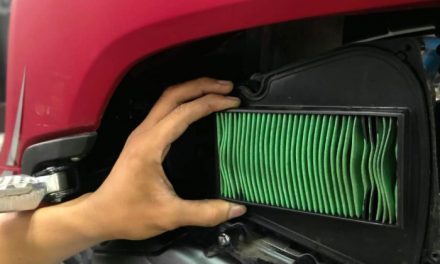 Penyaring Udara Atau Filter Di Komponen Motorfil