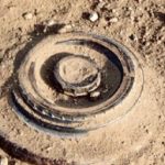 Jebakan Peledak Yang Biasanya Di Tanam Di Tanah