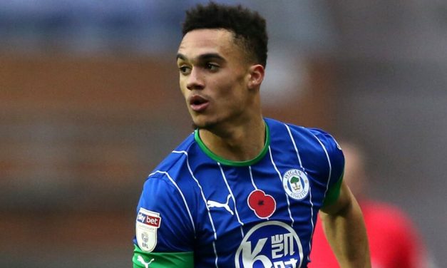 Pemain Bola Robinson Dari Klub Besar Everton