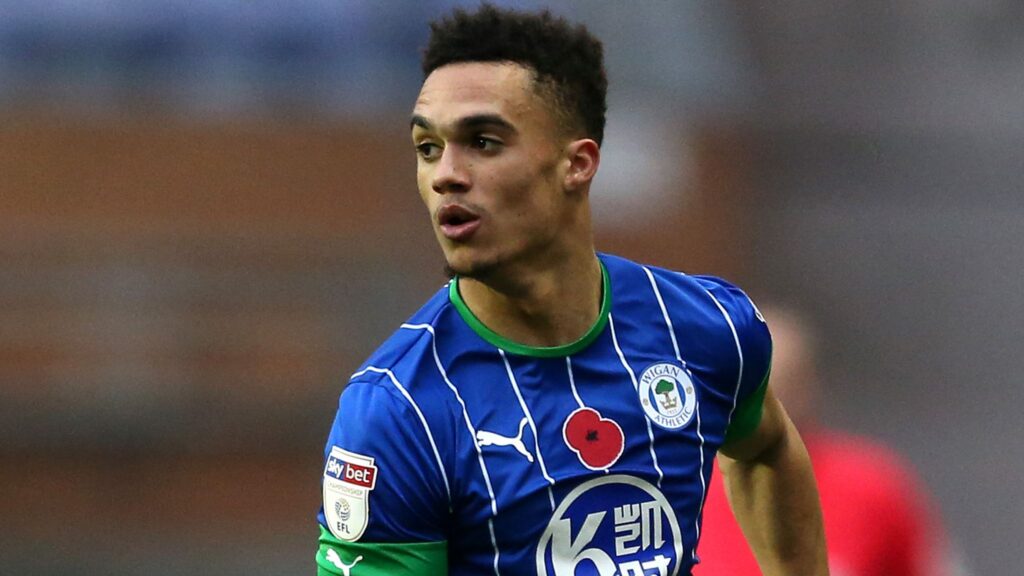 Pemain Bola Robinson Dari Klub Besar Everton