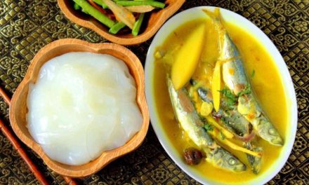 Makanan Lengket Papeda Khas Dari Negara Indonesia