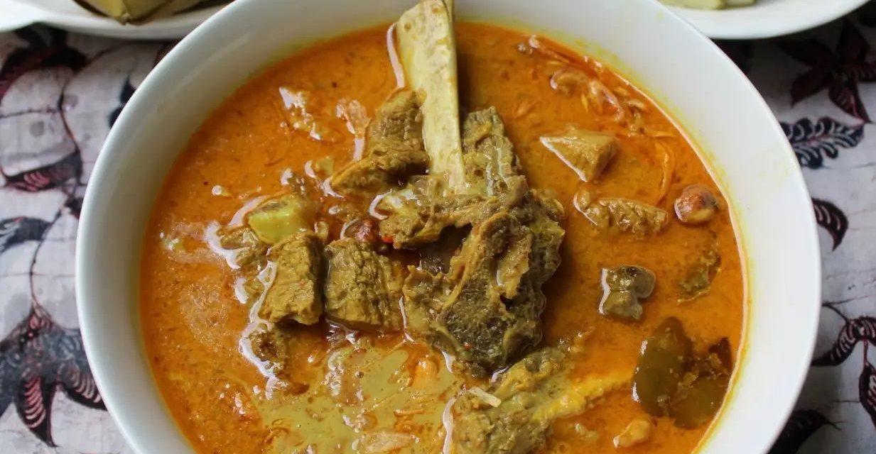 Masakan Kuah Rempah Gulai Dari Indonesia