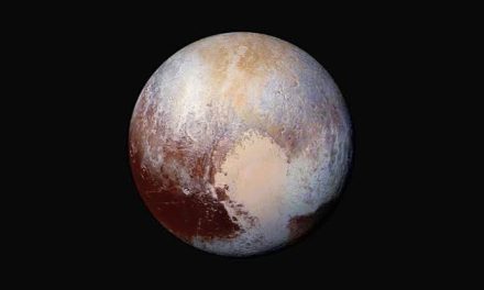 Benda Langit Planet Pluto Yang Berukuran Kecil