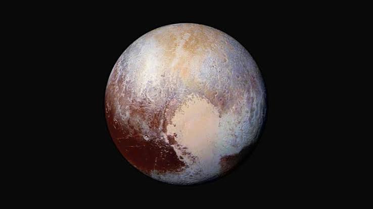 Benda Langit Planet Pluto Yang Berukuran Kecil