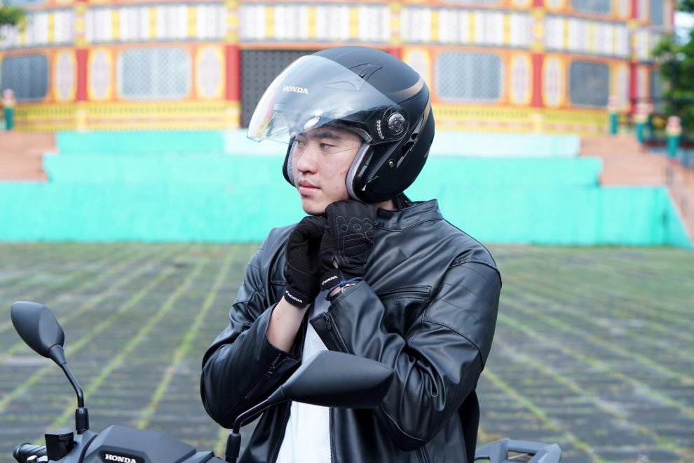 Komponen Penting Berkendara Sebuah Keamanan Helm