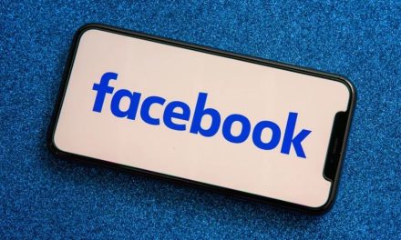 Sosial Media Facebook Dengan Pengguna Cukup Banyak