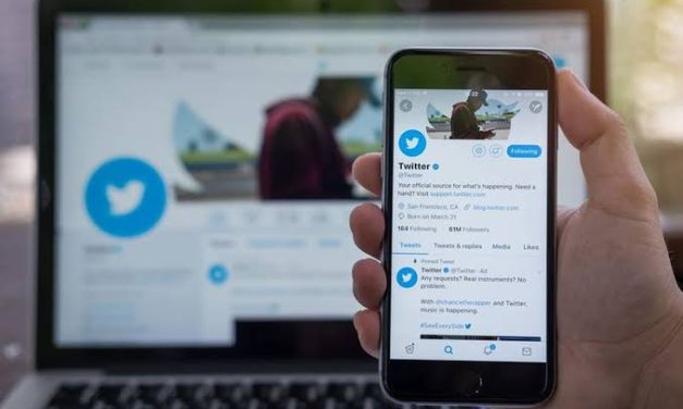 Sosial Media Twitter Dengan Penyebar Berita Terbanyak