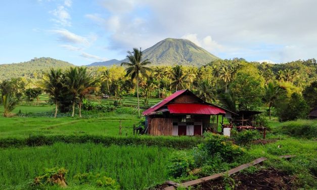 Suatu Wilayah Tomohon Di Indonesia Yang Unik