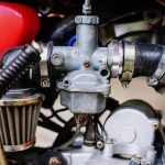 Sebuah Komponen Kaburator Pada Sepeda Motor