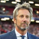 Seorang Andalan Kiper Edwin Van Der Sar Yang Hebat