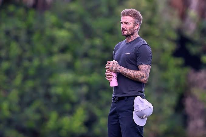 Seseorang Legenda Bola Pemain Hebat David Beckham